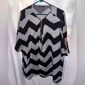 BloomChic Black & Gray Chevron Zip-Front Top